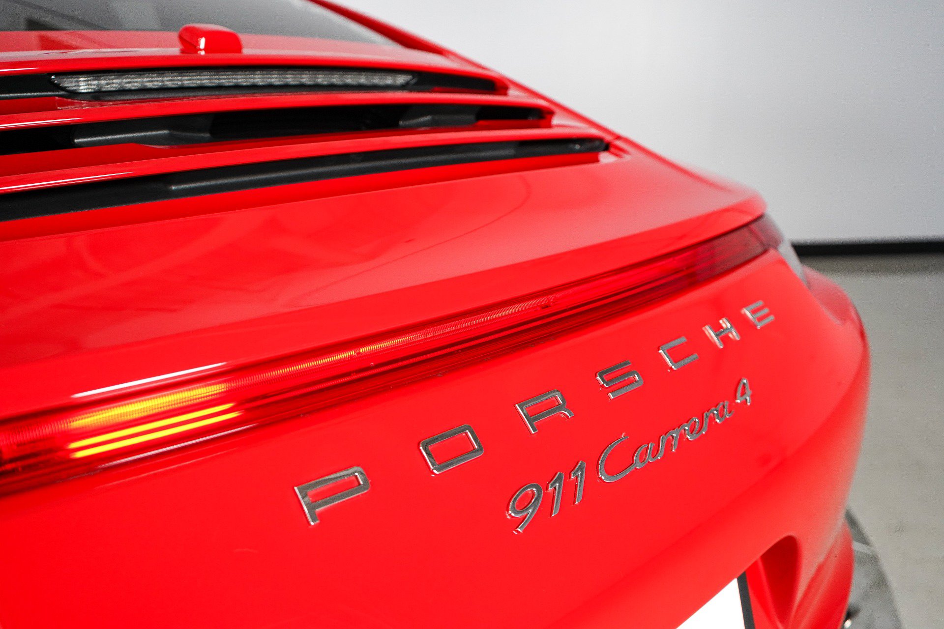 Used 2013 Porsche 911 Carrera 4 AWD/4WD image 14