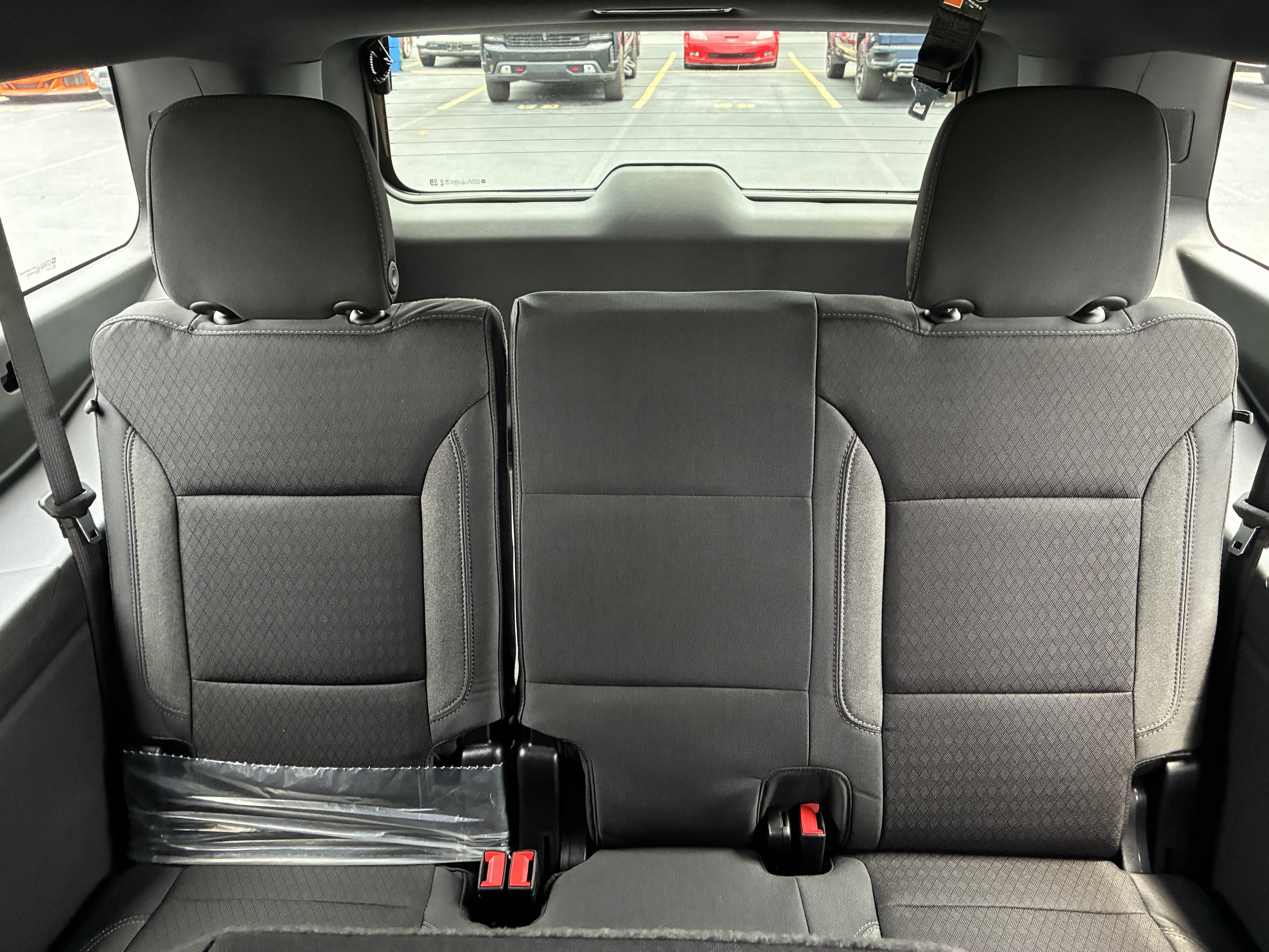 New 2026 Chevrolet Suburban LS w/ Max Trailering Package RWD image 17