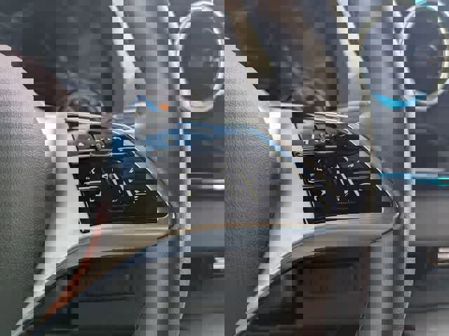 Used 2024 Mercedes-Benz eSprinter 170 Cargo image 23