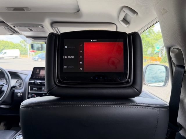 Used 2022 Nissan Armada Platinum w/ Captain's Chairs Package AWD/4WD image 19