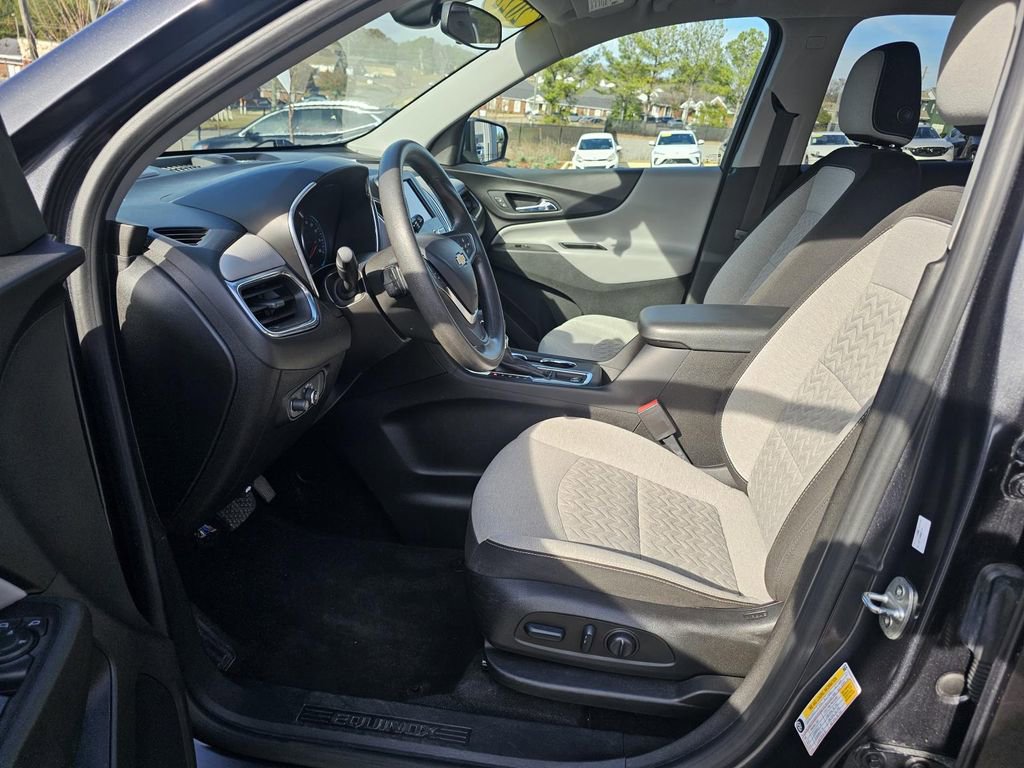 Used 2022 Chevrolet Equinox LT image 22