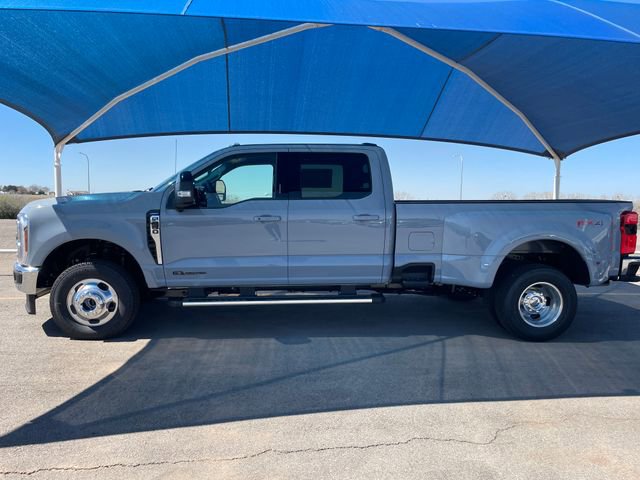 New 2026 Ford F350 Lariat w/ FX4 Off-Road Package image 5