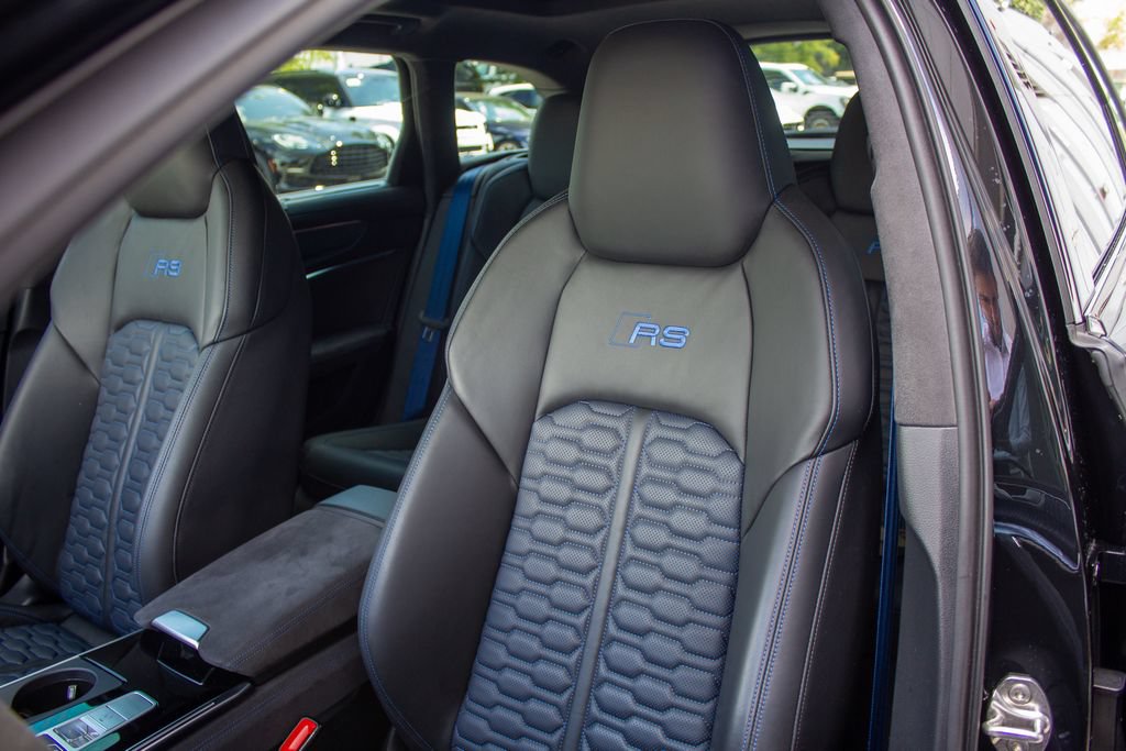 Used 2025 Audi RS 6 performance AWD/4WD image 12