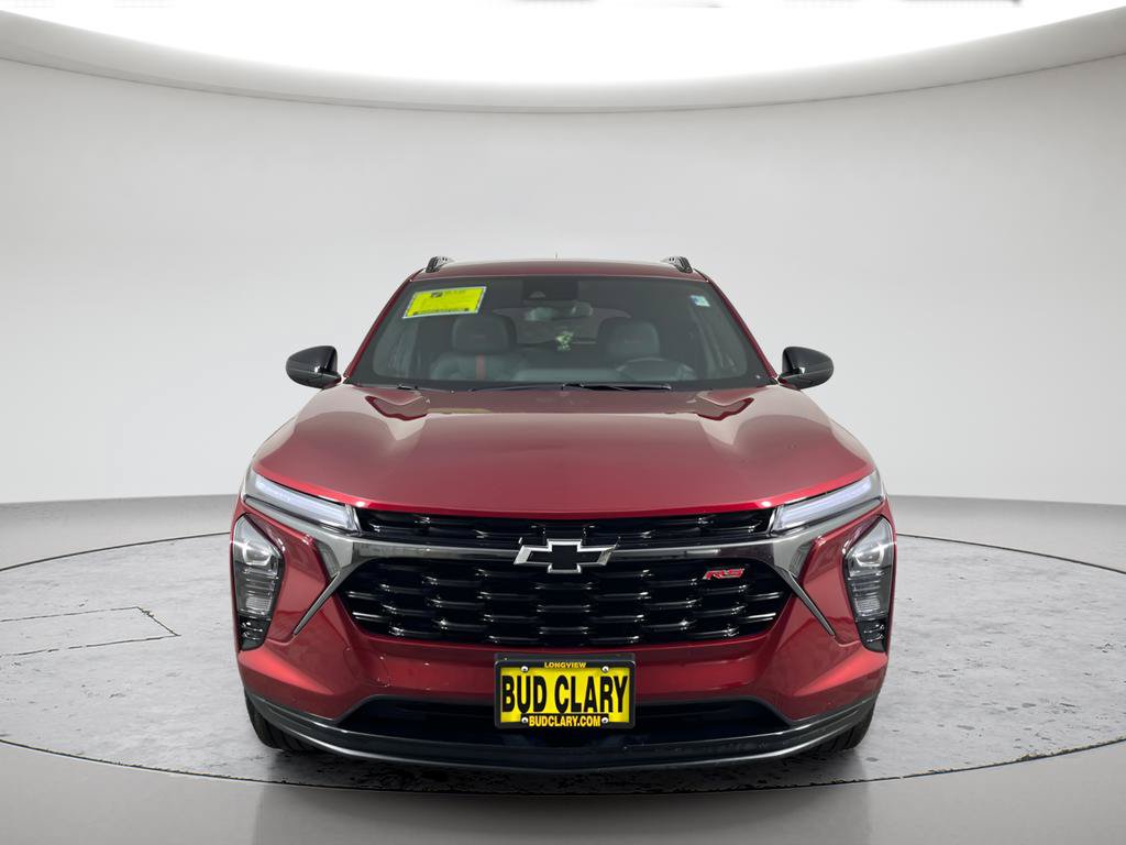 Used 2025 Chevrolet Trax RS w/ Driver Confidence Package FWD image 2