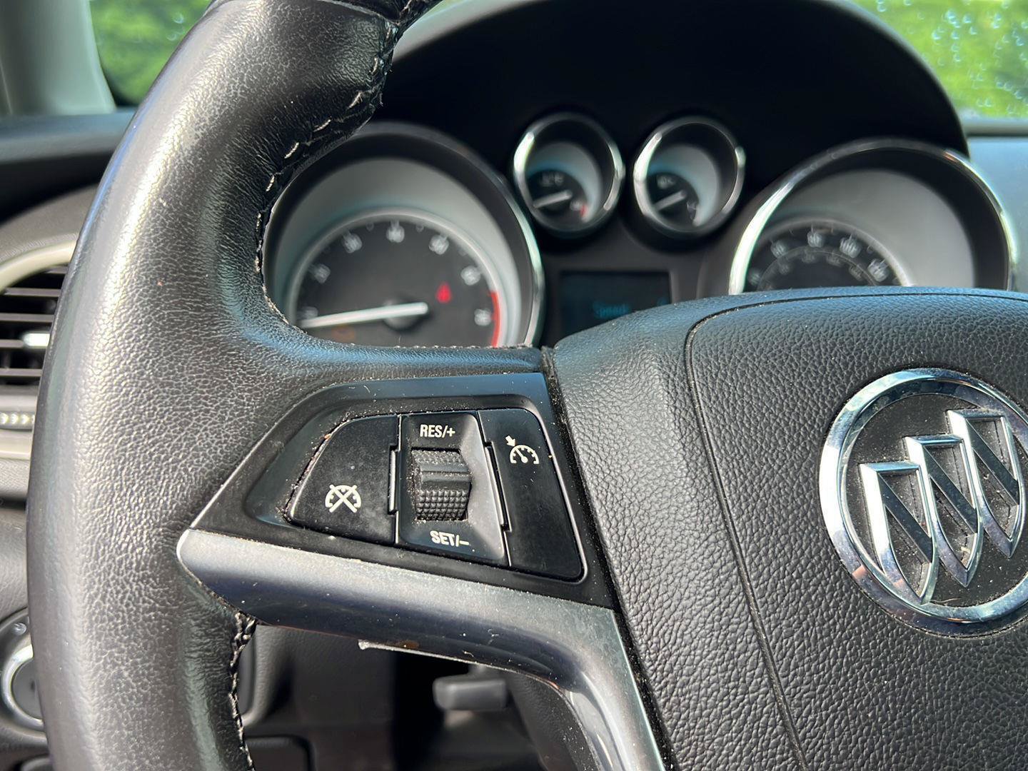 Used 2013 Buick Verano Premium FWD image 14