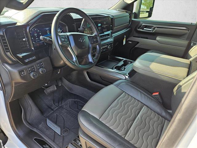 Certified 2025 Chevrolet Silverado 2500 ZR2 w/ Technology Package image 9