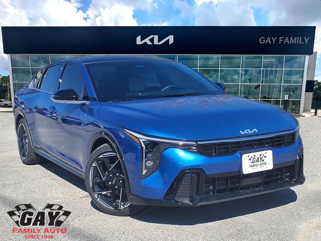 New 2025 Kia K4 GT-Line w/ GT-Line Premium Package