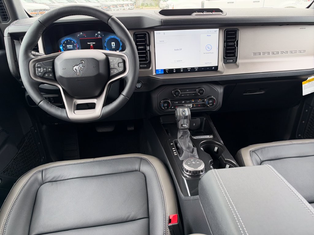 New 2026 Ford Bronco Outer Banks AWD/4WD image 5