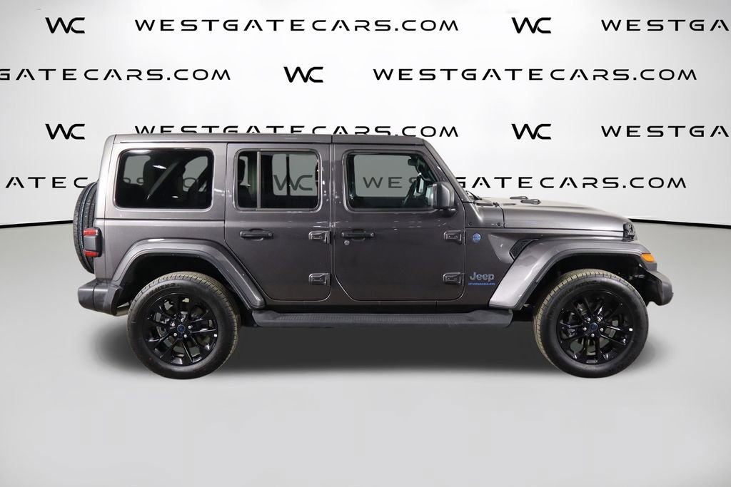 Used 2025 Jeep Wrangler Unlimited Sahara AWD/4WD image 51