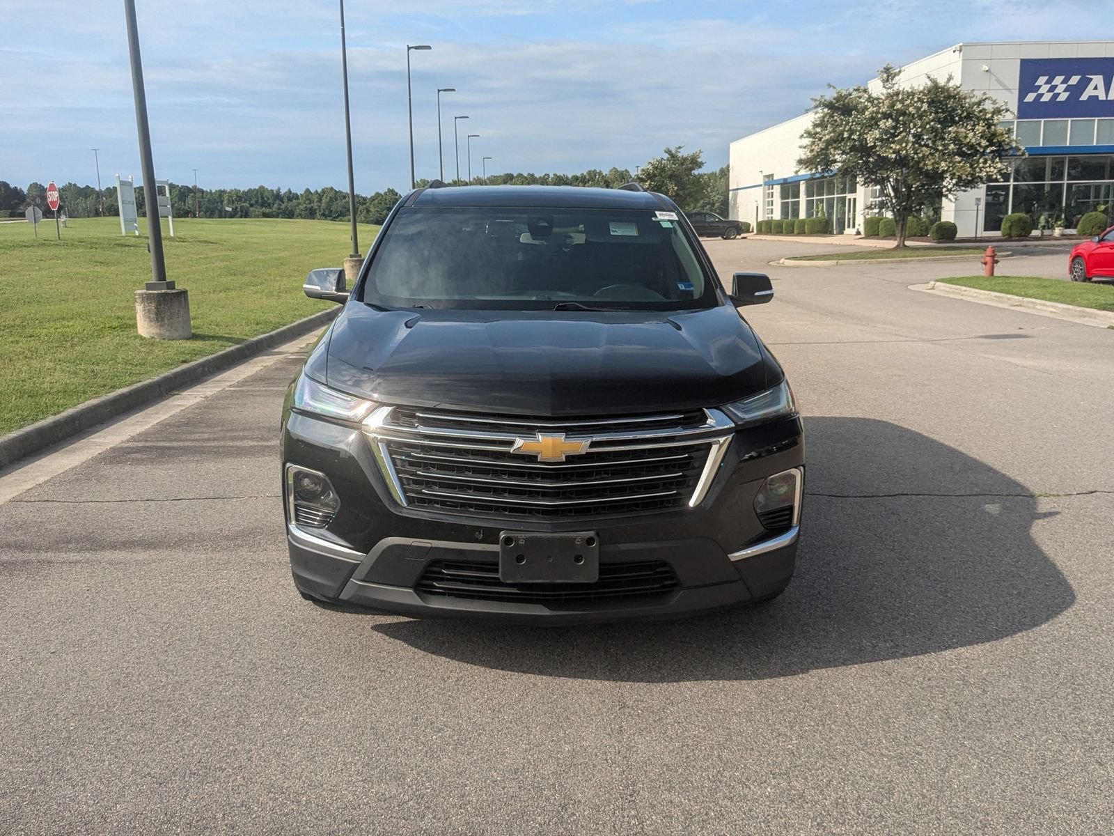 Used 2022 Chevrolet Traverse LT AWD/4WD image 8