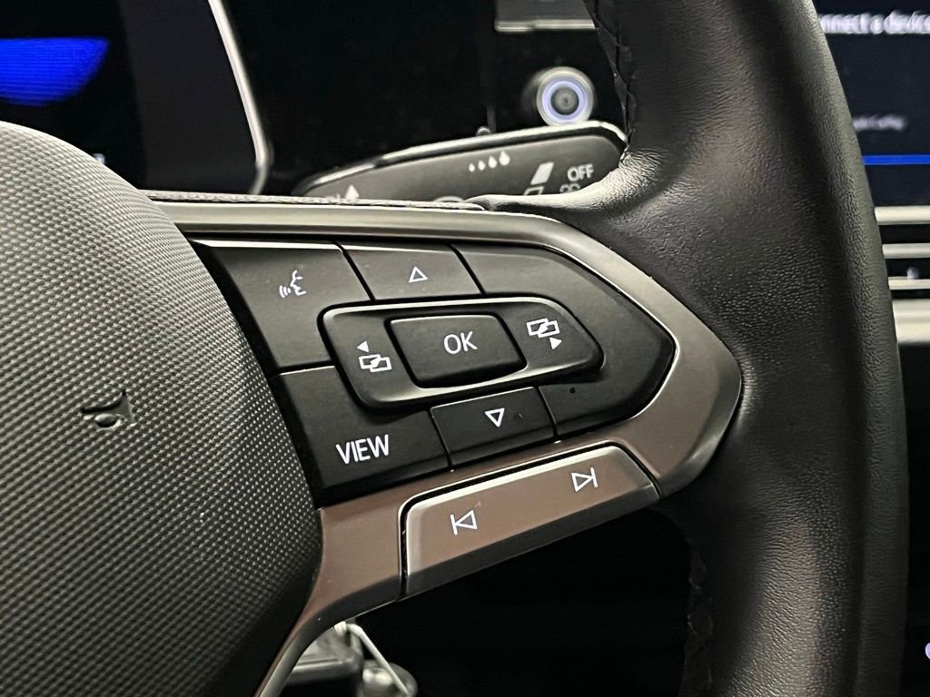 Used 2023 Volkswagen Jetta Sport image 24