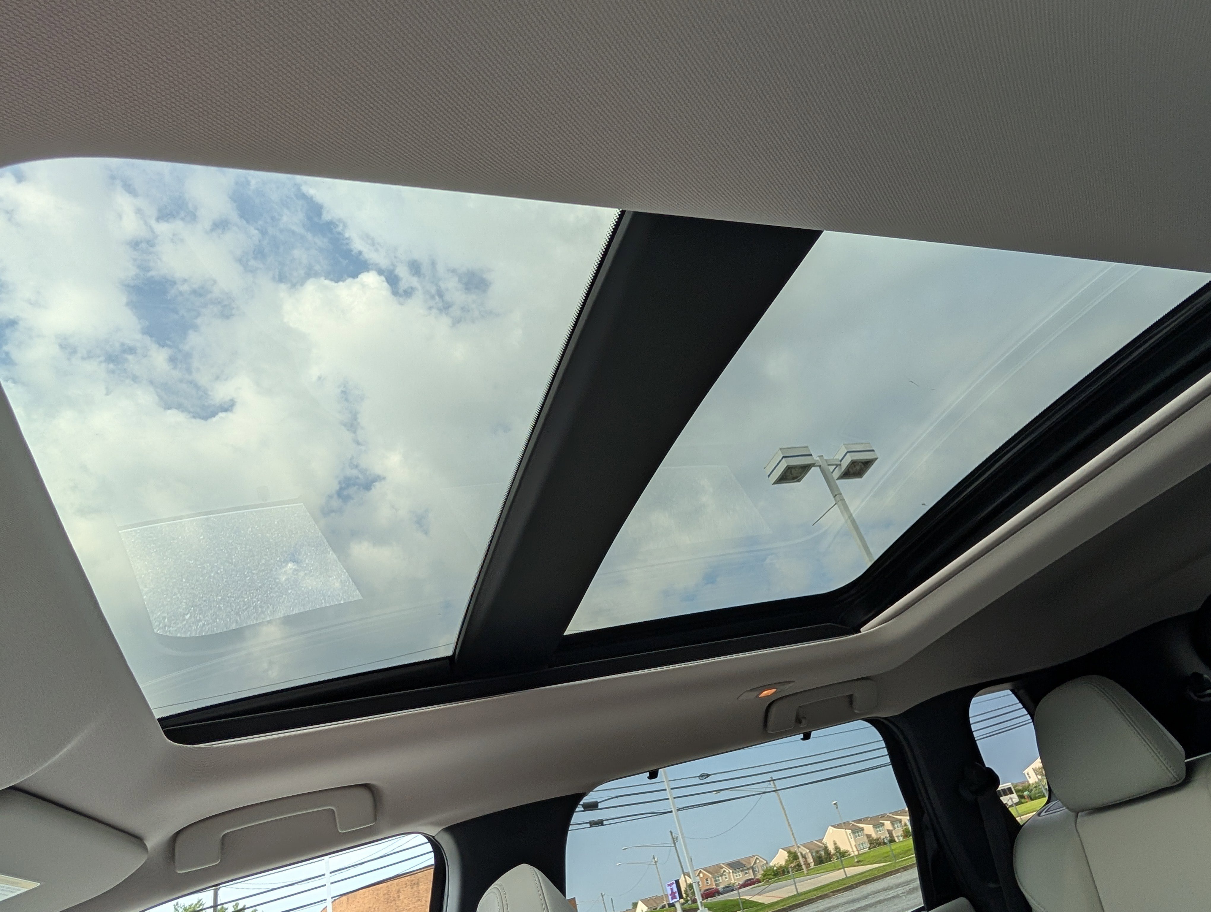 New 2025 Mitsubishi Outlander SEL image 23