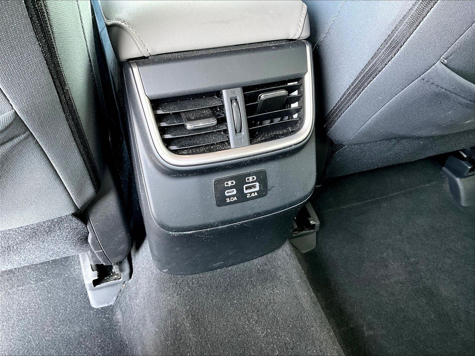 Used 2024 Subaru Outback Premium AWD/4WD image 10