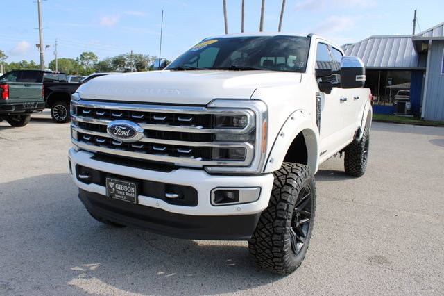 Used 2024 Ford F250 Platinum w/ FX4 Off-Road Package AWD/4WD image 3