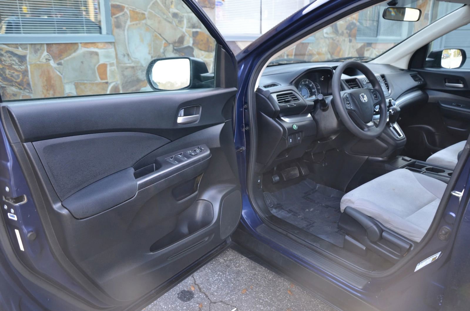 Used 2015 Honda CR-V LX image 35