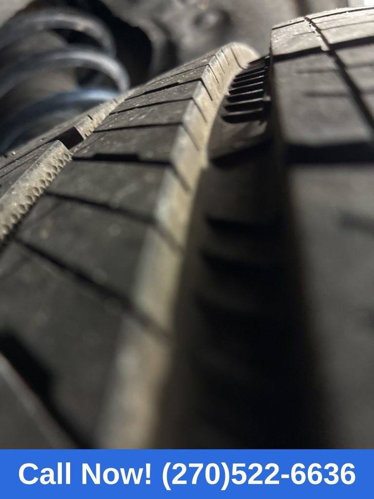 Used 2025 GMC Acadia Elevation image 11