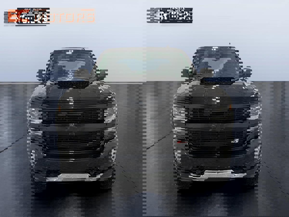 Used 2017 Chevrolet Silverado 1500 LTZ Z71 w/ LTZ Plus Package image 8