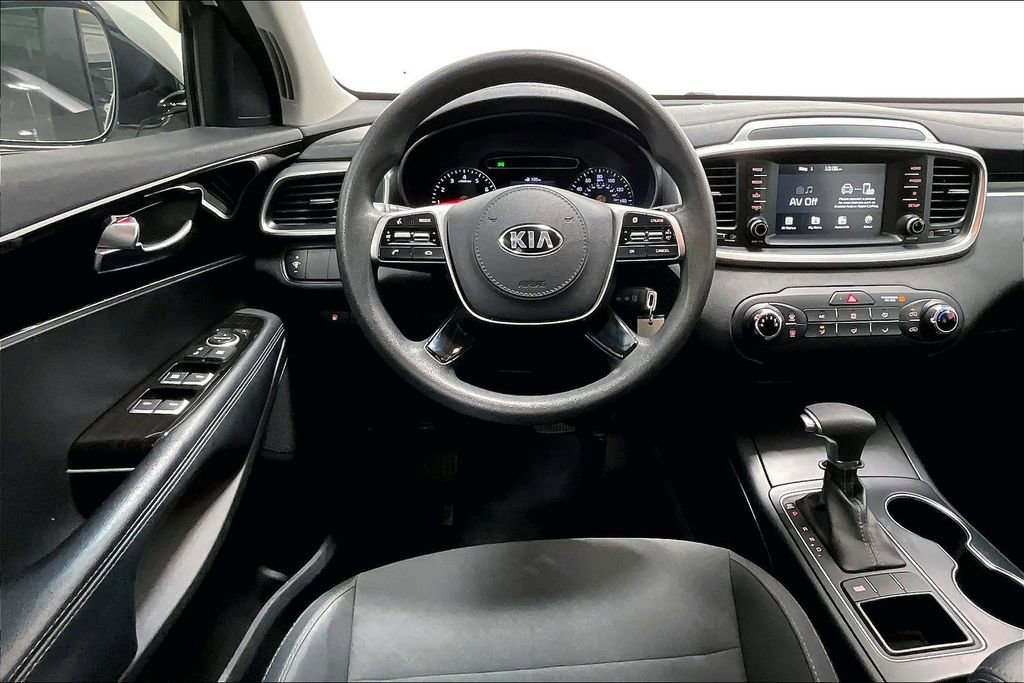Used 2019 Kia Sorento L FWD image 7