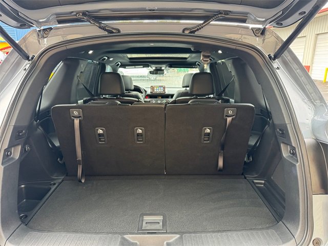 Used 2025 Honda Pilot TrailSport image 23