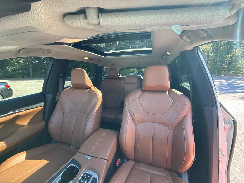 Used 2023 INFINITI QX60 Sensory w/ Vision Package AWD/4WD image 24