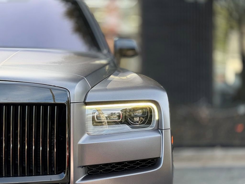 Used 2019 Rolls-Royce Cullinan image 5