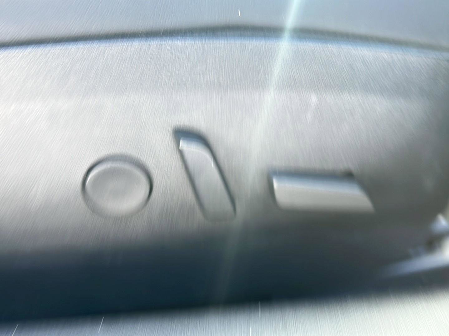 Used 2018 Tesla Model 3 Long Range image 28