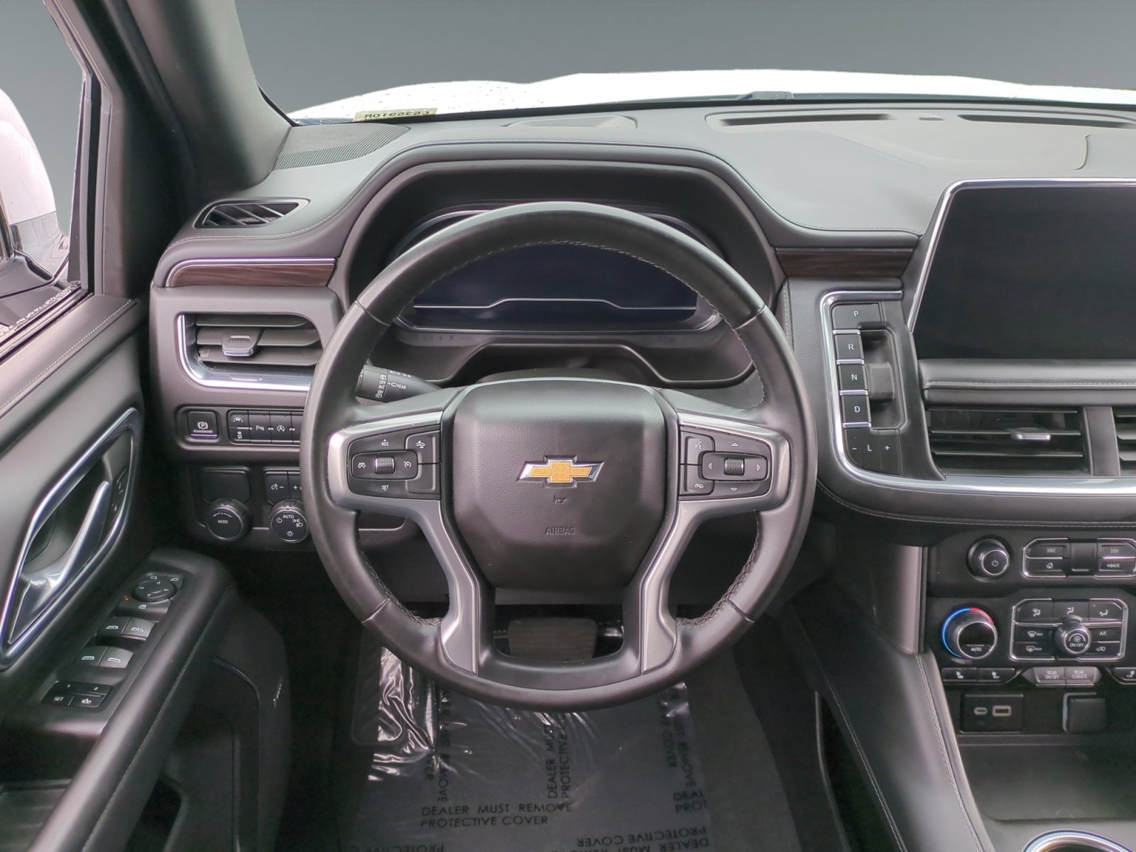 Used 2024 Chevrolet Tahoe LT RWD image 12
