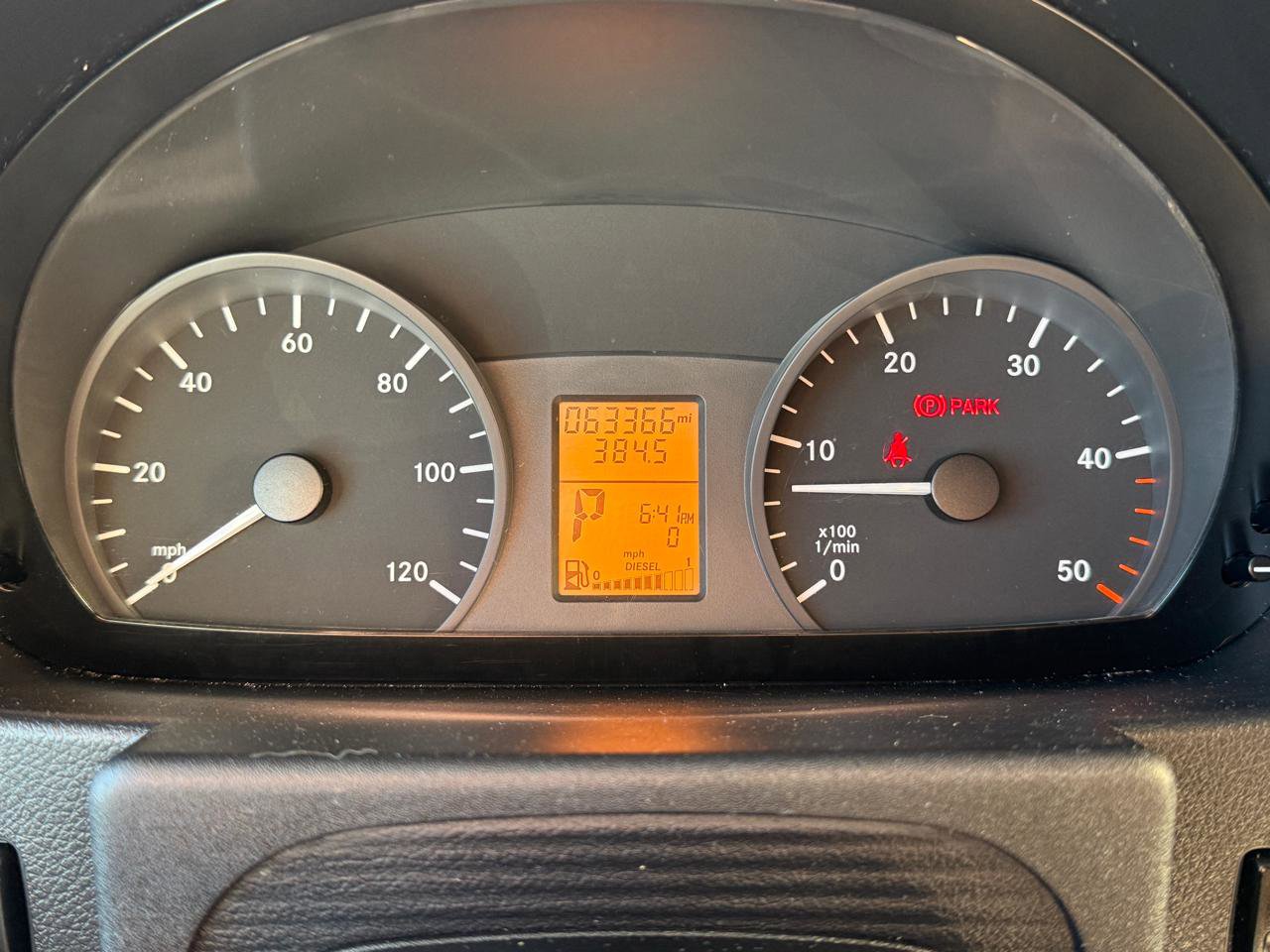 Used 2008 Dodge Sprinter 3500 RWD image 17