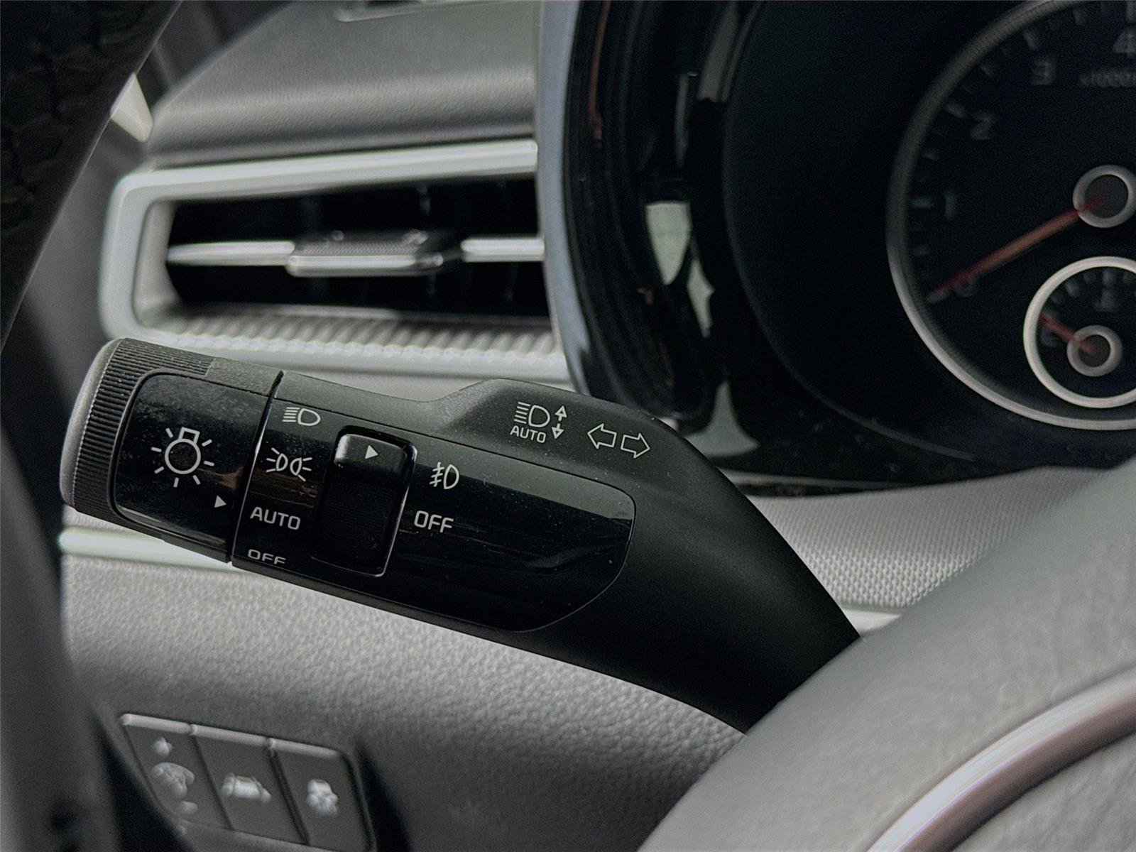 Used 2024 Kia K5 GT-Line FWD image 5