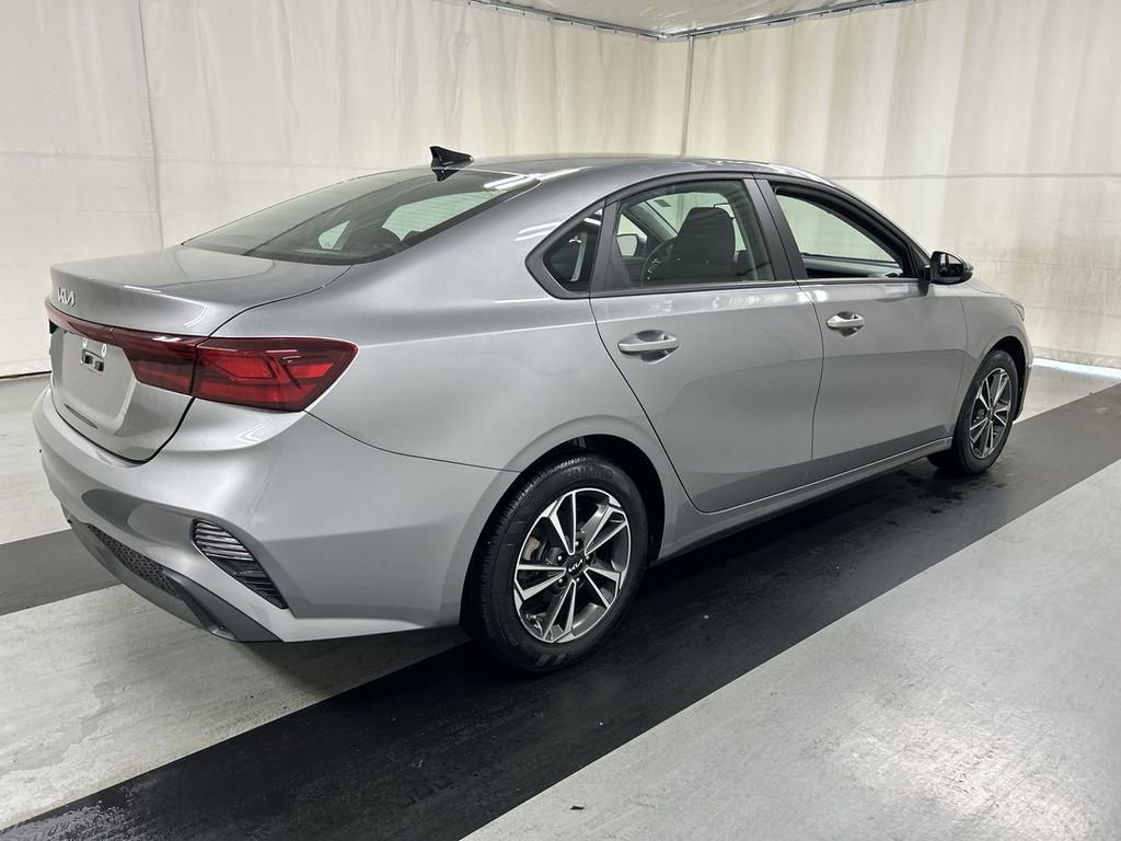 Certified 2023 Kia Forte LXS w/ LXS Technology Package FWD image 2