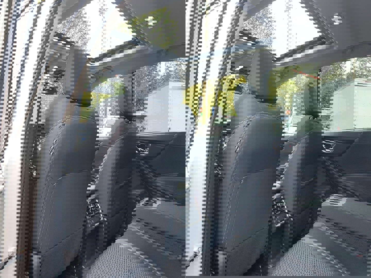 Used 2022 Subaru Forester Premium image 6