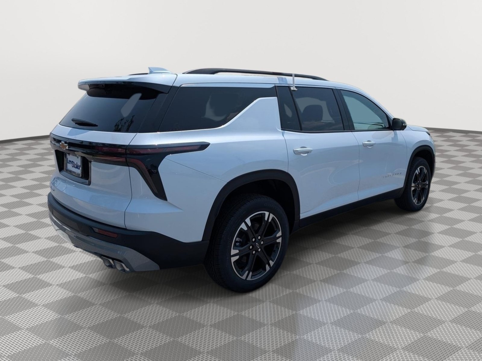 New 2027 Chevrolet Traverse LT w/ Sun and Wheel Package AWD/4WD image 3