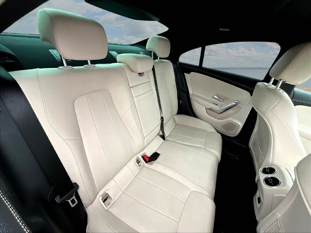 Used 2022 Mercedes-Benz CLA 250 image 25