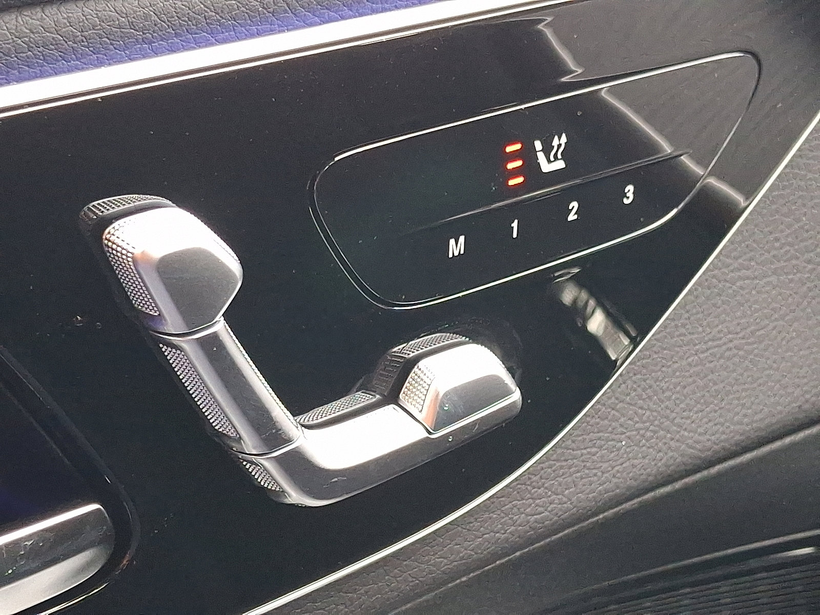 Used 2026 Mercedes-Benz GLC 300 4MATIC image 14