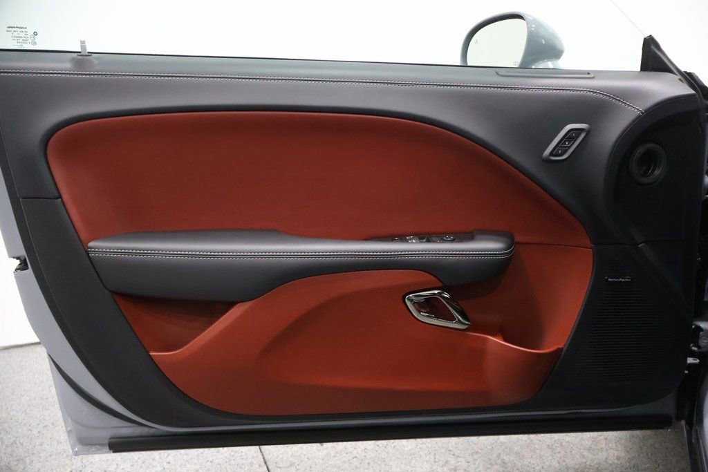 Used 2022 Dodge Challenger SRT Hellcat image 12