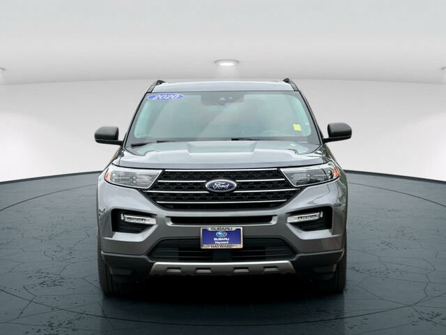 Used 2022 Ford Explorer XLT w/ Equipment Group 202A RWD image 9