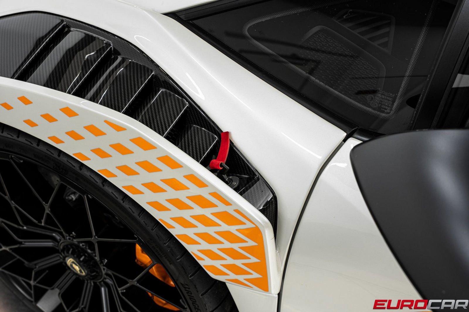 Used 2022 Lamborghini Huracan STO image 13