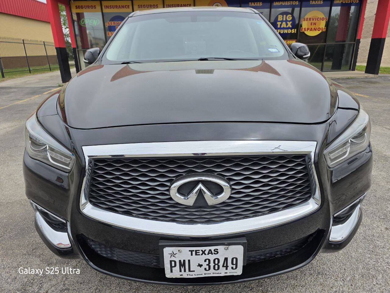 Used 2017 INFINITI QX60 FWD image 2