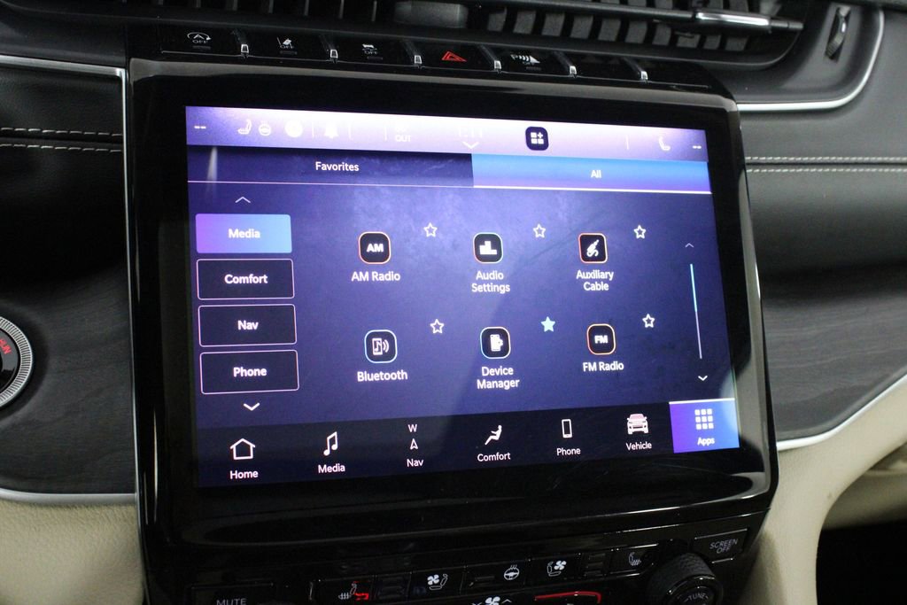 Used 2021 Jeep Grand Cherokee L Limited w/ Luxury Tech Group II image 42