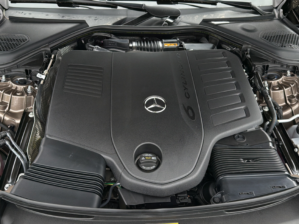 New 2026 Mercedes-Benz E 450 4MATIC Sedan image 23