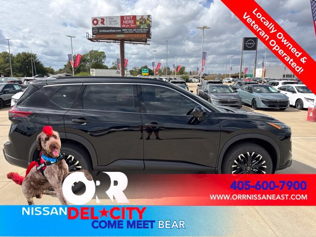 New 2027 Nissan Rogue Dark Armor FWD image 6