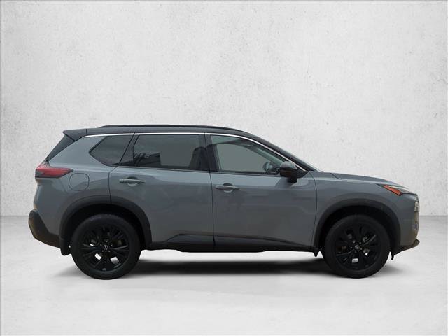 Used 2023 Nissan Rogue SV AWD/4WD image 4