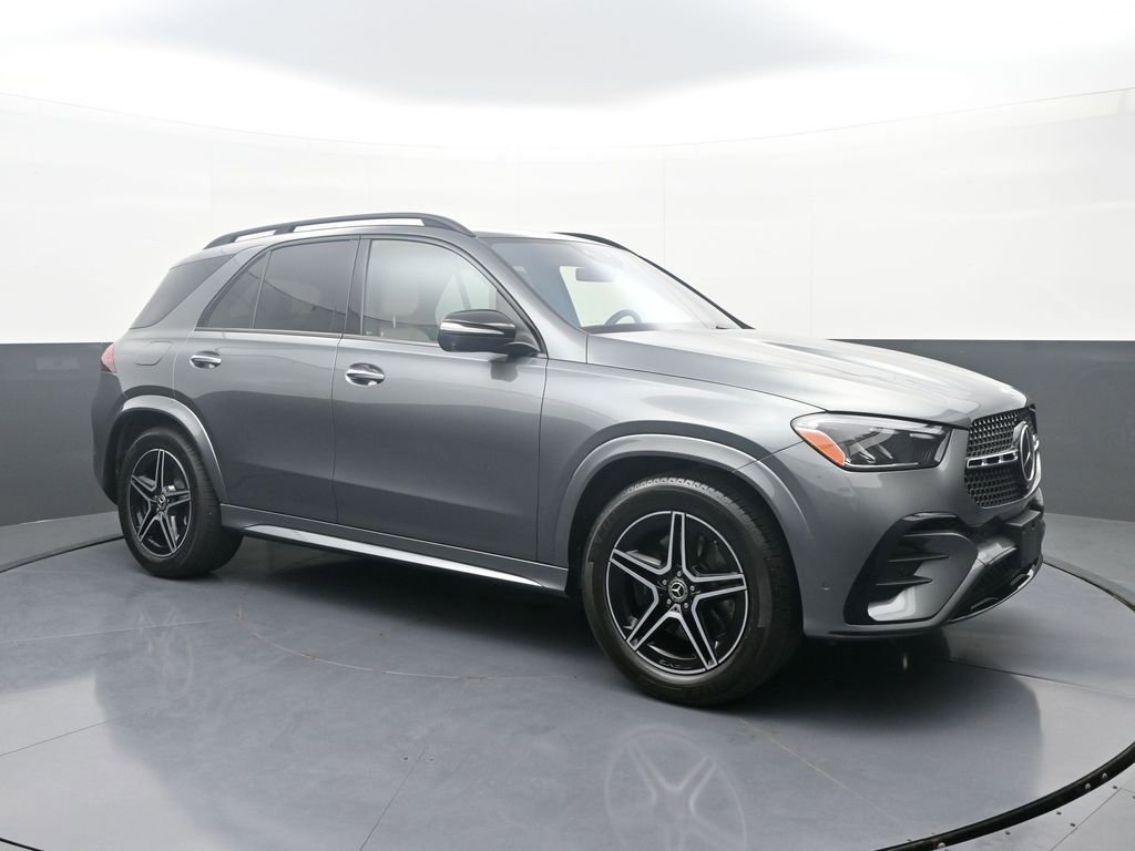 Used 2024 Mercedes-Benz GLE 450 4MATIC image 3