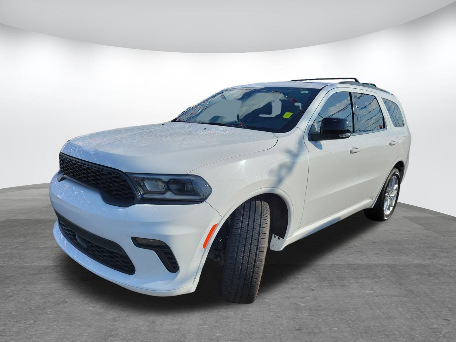Used 2023 Dodge Durango GT image 3