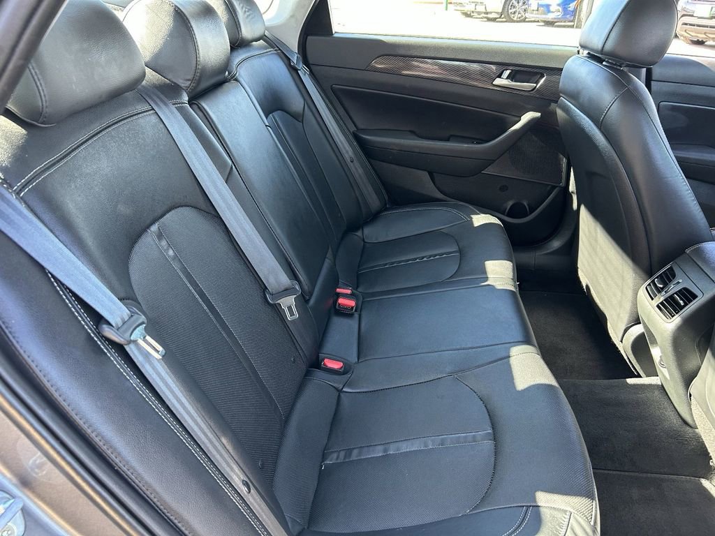 Used 2018 Hyundai Sonata Limited FWD image 15