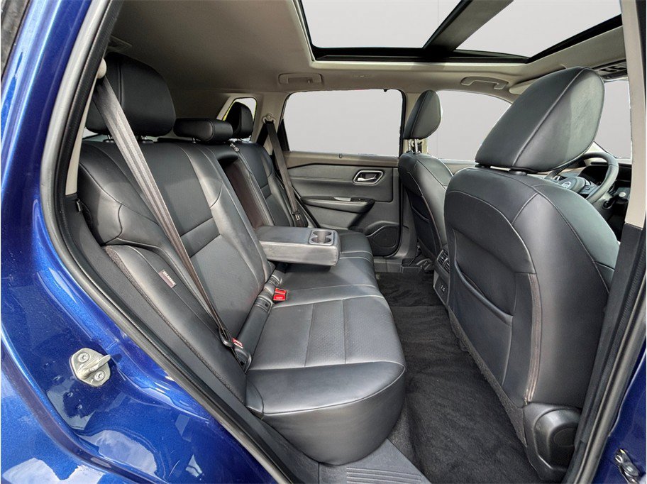 Used 2021 Nissan Rogue SV w/ Premium Package FWD image 37