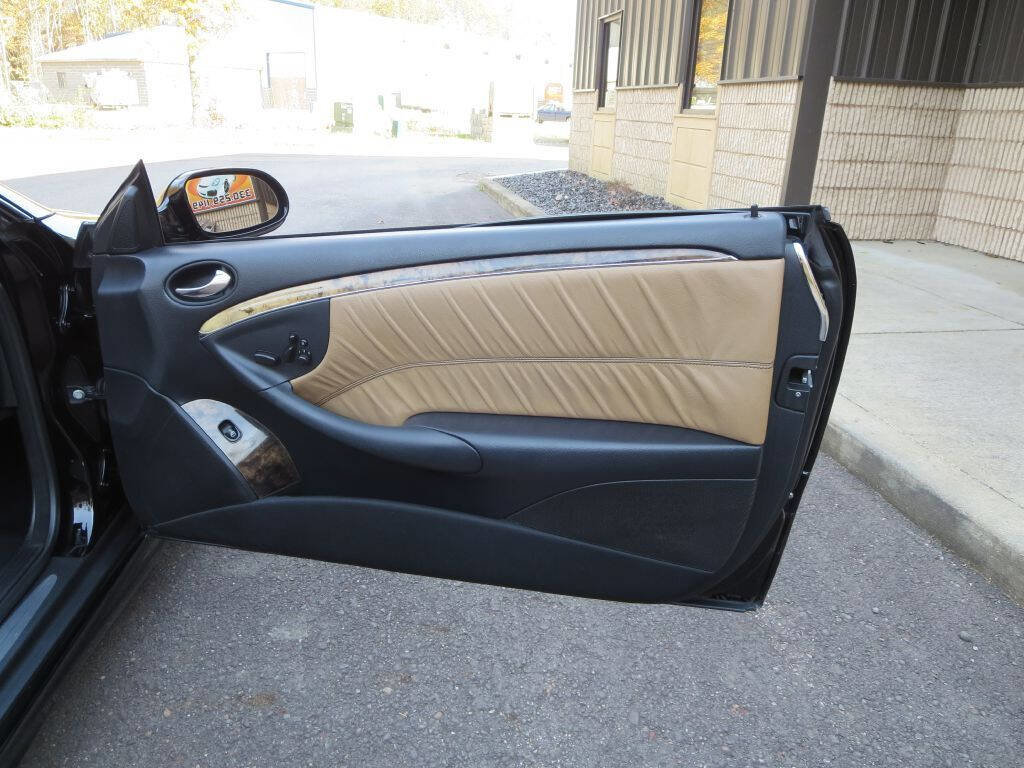 Used 2008 Mercedes-Benz CLK 550 CLK 550 2dr Convertible image 9