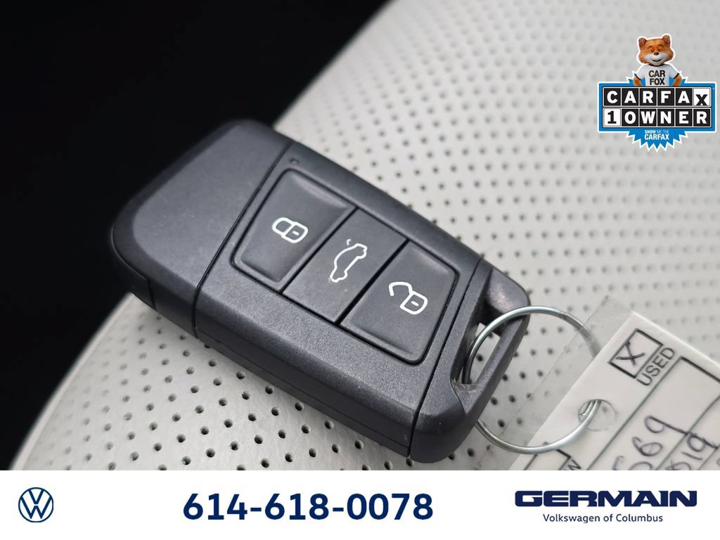 Used 2019 Volkswagen Jetta SEL Premium FWD image 36