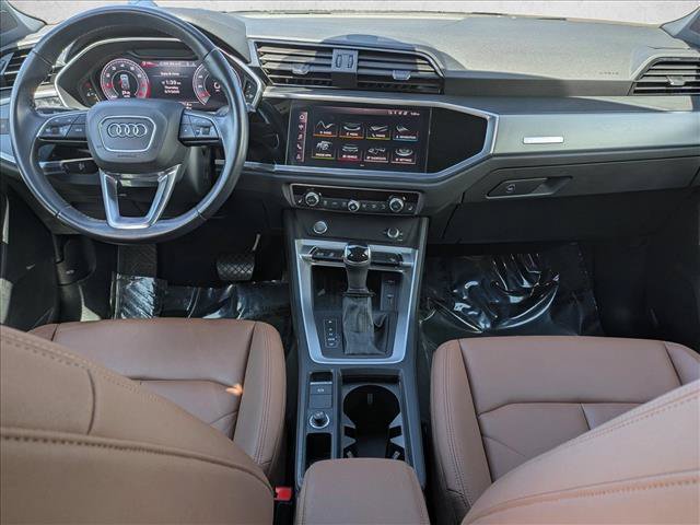 Used 2020 Audi Q3 2.0T Premium Plus w/ Premium Plus Package AWD/4WD image 19