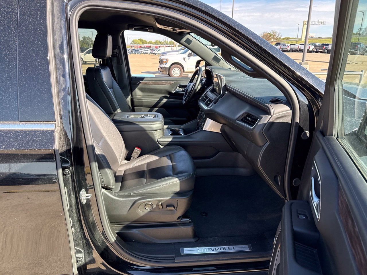 Used 2024 Chevrolet Tahoe LT RWD image 14